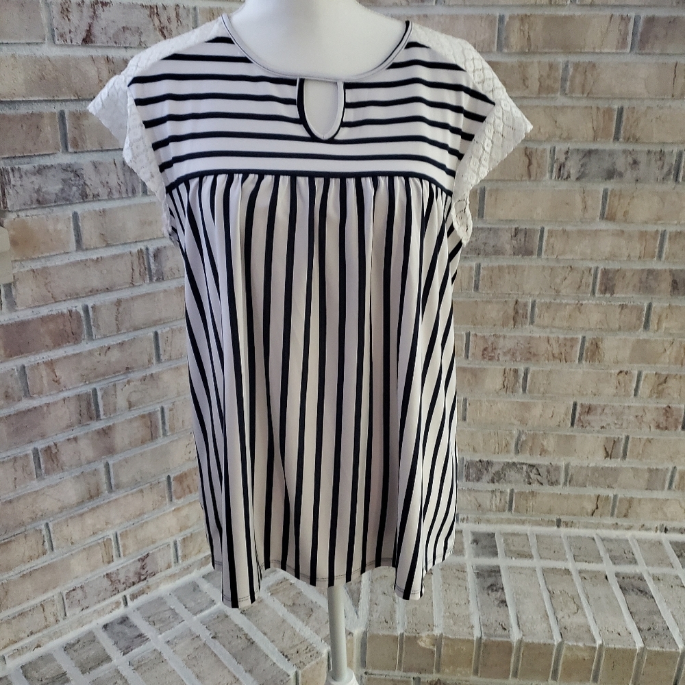 Stripped top